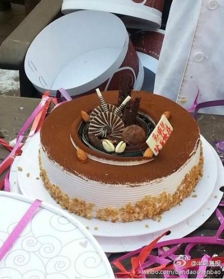 购物零风险包成功生的女孩生日蛋糕（女生过生日买蛋糕）